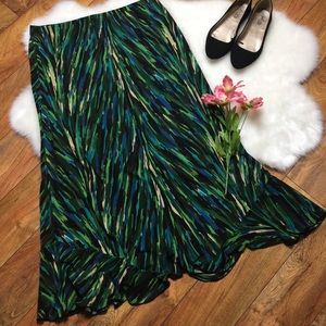 Choices woman patterned skirt